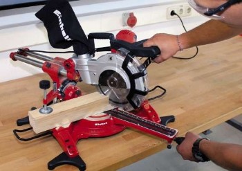 Afkortzaag Einhell gebruiken